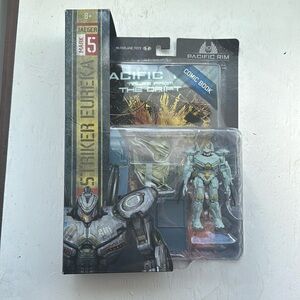 Pacific Rim Comic and  Striker Eureka Toy